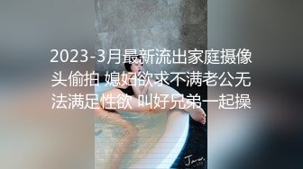 -骚货女邻居撅起屁股在客厅等我后入 干净的身体如此下贱