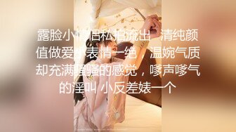  牛仔裤高筒靴大长腿女神约到酒店 身材很不错前凸后翘丰腴销魂 抱在怀里亲吻肉棒滋味美妙