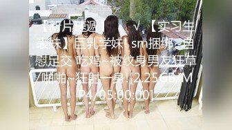 大奶美女被胖哥老汉推车爆操～美女巨乳摇晃不停 高潮内射淫语不断