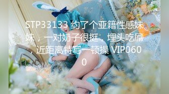 STP24424 【极品瑜伽教练】蓝衣战神  牛仔裤性爱专家  一字马后入 这姿势真是绝了 肤白貌美 人骚身材好 极品尤物赚到 VIP2209