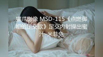 四处游荡服装城遇到的小美女