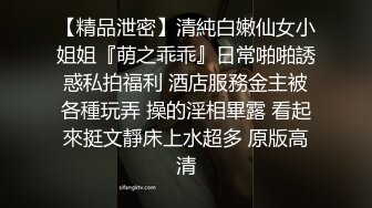 贱贱的绿帽奴 看着老婆跟情夫做爱刺激大脑 自己躺地上打飞机直接撸射 001545 _-0ac3dac8e1_2663063754