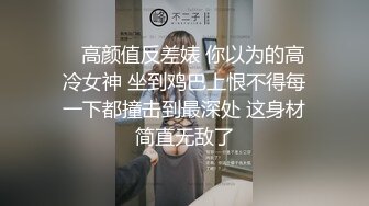 狼哥雇佣黑人留学生酒店嫖妓偷拍刚下海的年轻美少妇性感护士装和小黑狼哥3P大战