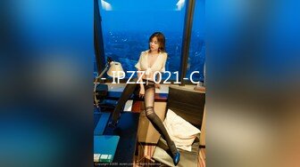 丁字裤172身材特好的美女性欲强拿着鸡巴往里送