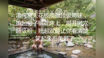 70后美妈妈 ·不惧时光优雅到老~ 打扮时髦，诗情画意般自慰、高潮袭来！